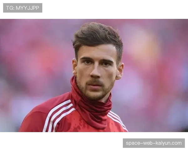 AC米兰积极推动免签拜仁中场格雷茨卡，球员两周内决定未来